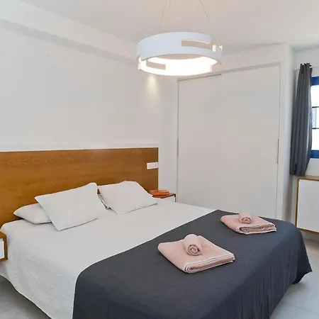 Luxury El Pueblo Apartment *