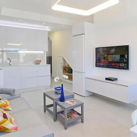 Luxury El Pueblo