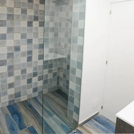 Luxury El Pueblo Apartment *
