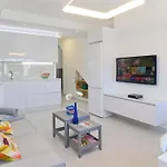 Luxury El Pueblo